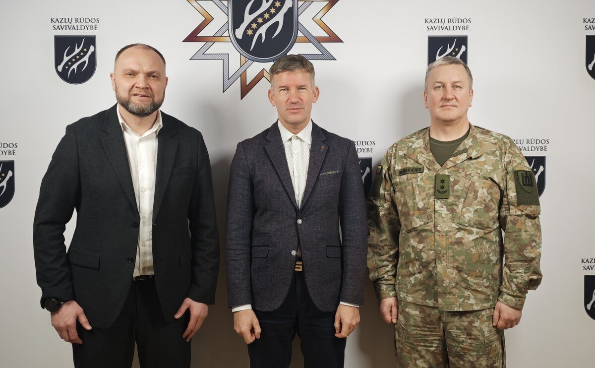 Kazlų Rūdoje lankėsi Krašto apsaugos ministerijos viceministras